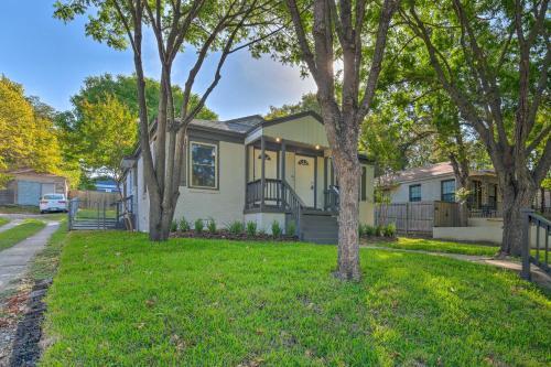 Stylish Dallas Getaway Less Than 2 Mi To Bishop Arts!