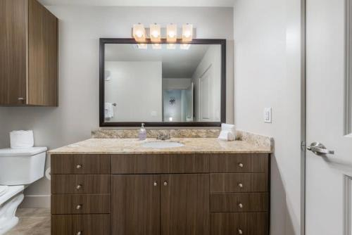 Bright Chic 1br Apartment By Stay Gia