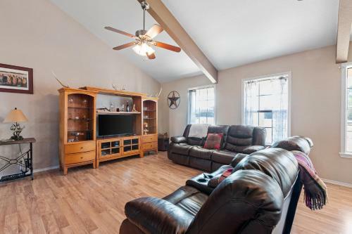 Spicer Hill Hideaway