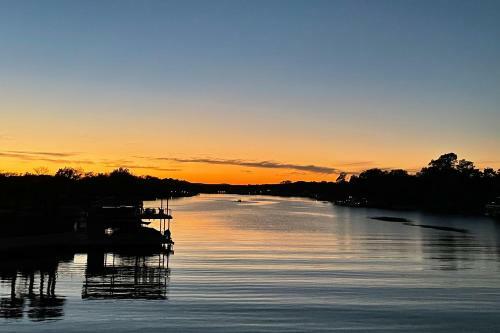 Sunsets To See At Paradise Point