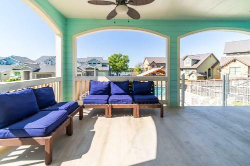 Campa Pajama Lakeside Getaway