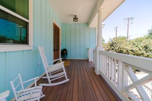 Campa Pajama Lakeside Getaway