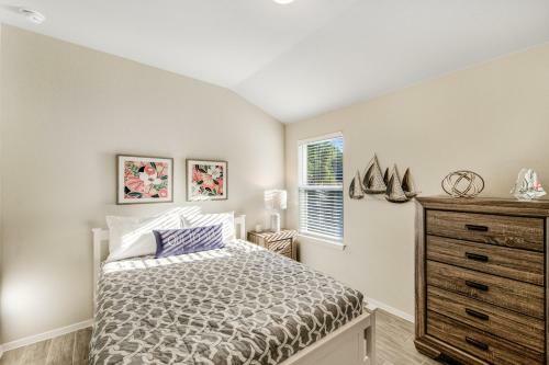Modern Living In Lago Vista