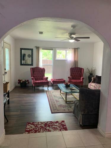 Oasis 3 Near Dfw Airport With Mediterranean Setting