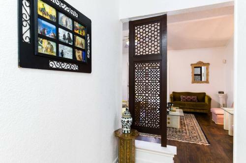 Oasis Near Dfw Airport With Mediterranean Setting