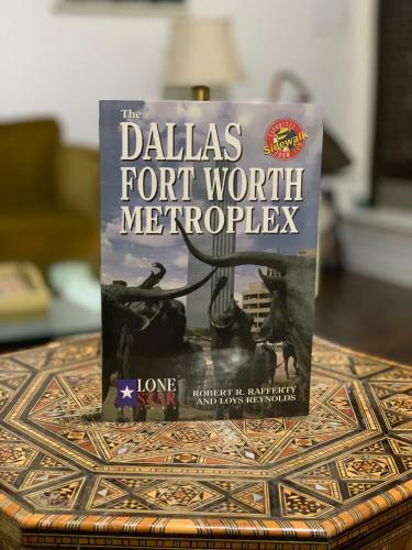 Oasis Near Dfw Airport With Mediterranean Setting