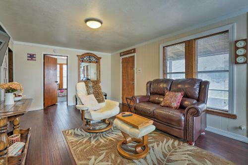 Restored Hill Country Cottage With Updated Yard!