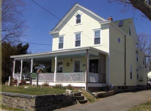 The Stirling House B&B Greenport