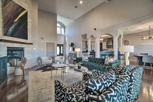 Luxurious Aggieland Retreat - 14 Mi To Aandm!