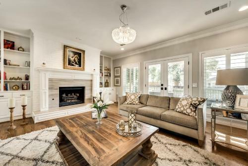 Villa Award Winning Water Front Home