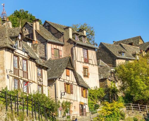 "l'atelier"g�te Perch� � La Campagne-15 Min de Rodez