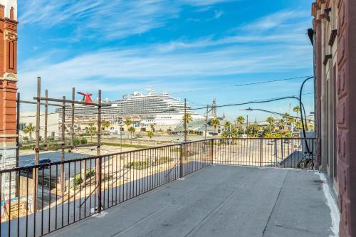 Galveston Historic Strand Lofts