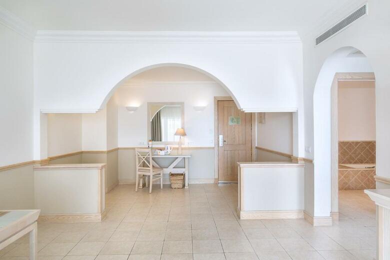 Hotel Gran Castillo Tagoro - Family & Fun Playa Blanca
