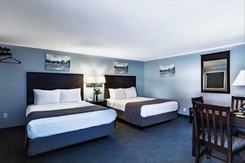 Hotel Mt. Madison Inn & Suites
