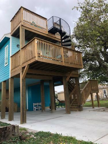 Wa230- Lonesome Coyote Beach House Home