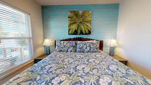 Ov30- Salt Life Home