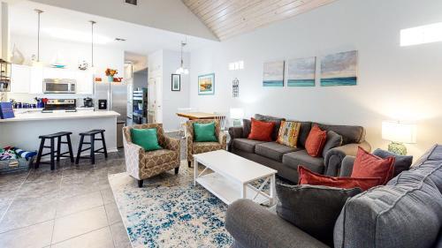 Pb220- The Main Sail Townhouse