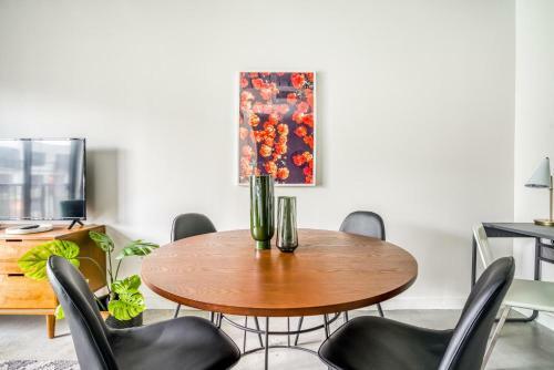 Apartamento Lodgeur At Mid Main Lofts