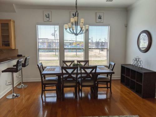 Apartamento Luxury 3-story Home In Downtown Houston