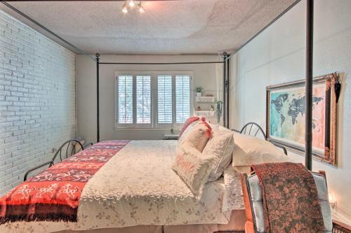 Townhome Less Than 10 Mi To Museums, Shopping And More