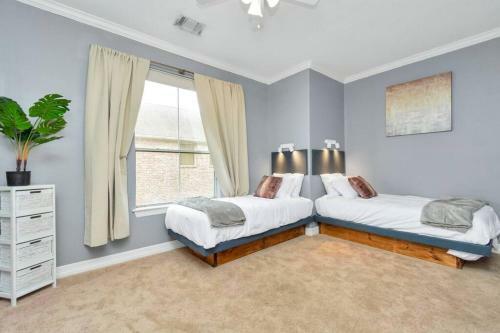 Prime Location Double Patio Townhome
