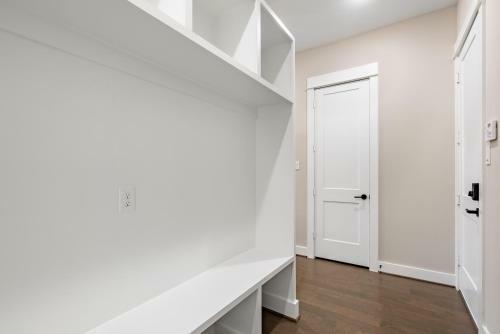 Upcoming Houston Down 3 Bedroom Brand New Listing