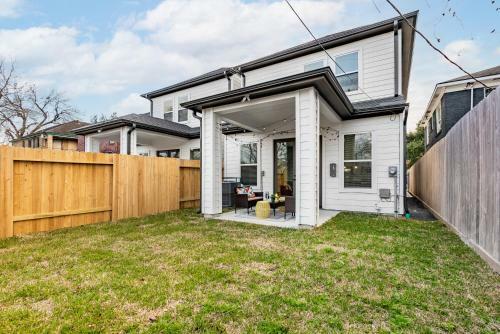 Upcoming Houston Down 3 Bedroom Brand New Listing