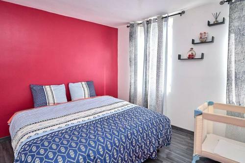 La Jolie Maison King Size Bed Proche De Rouen