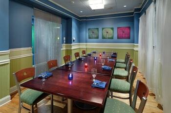 Hotel Indigo Albany Latham