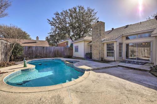 Rowlett Abode With Private Pool Less Than 5 Mi To Town!