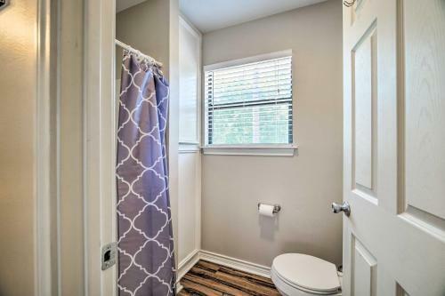 Pet-friendly Spring Apartment With Shared Pool!