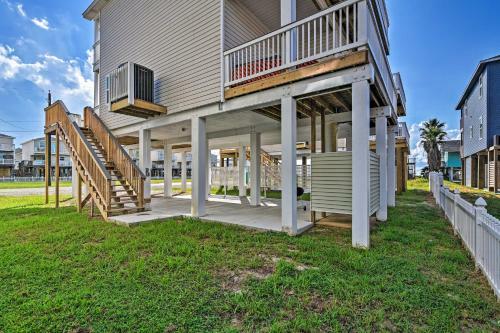 Surfside Beach House Balcony With Ocean View