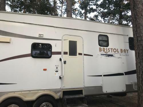 Monthly, Weekly, Nightly Rates-lovely Camper Rv With Hammock