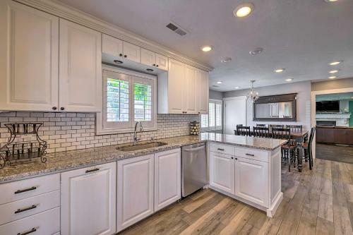 Chic Cottonwood Heights Home Family Friendly