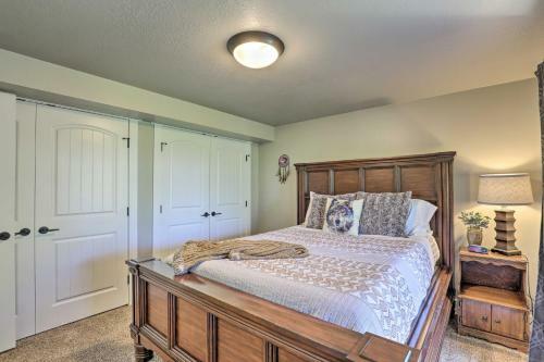 Spacious Resort Cabin In Manti-la Sal Mtns!