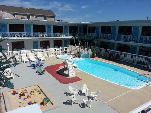 Sandbox Motel