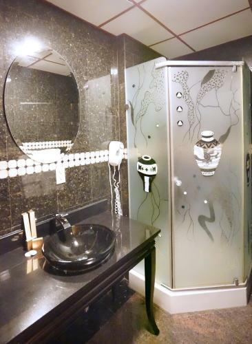 Paris Suites Hotel New York