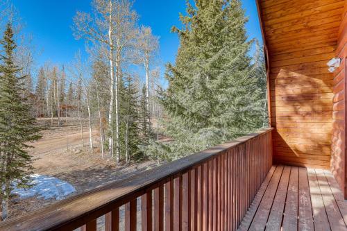 Cozy Woodland Cabin