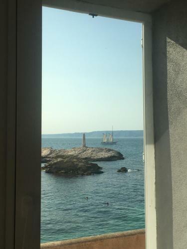 Apartamento Cabanon Marseillais 45 M2 Sur L'eau � Malmousque
