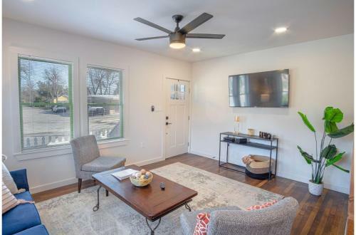 Dazzling 3 Br2 Ba Home Near Downtown Tower Americas