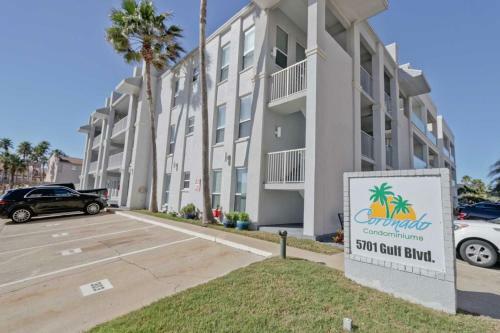 Apartamento Coronado 302 Condo