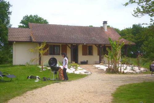 Maison,piscine,�tang P�che Priv� (la Pachere 64 )