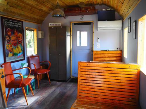 La Gare De Millas (g�te Le Wagon)