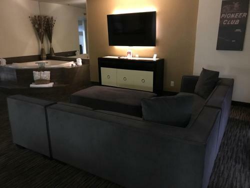 Gold Strike Hotel & Casino