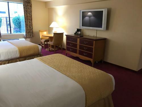 Gold Strike Hotel & Casino
