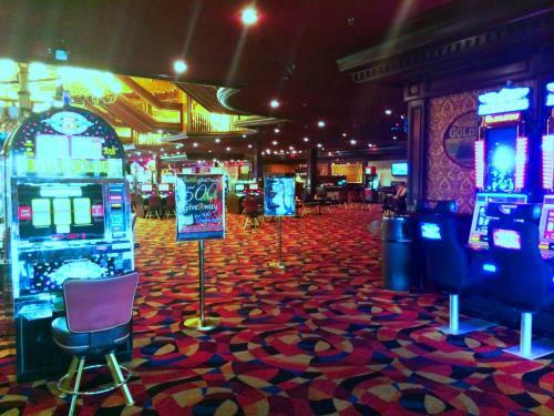 Gold Strike Hotel & Casino