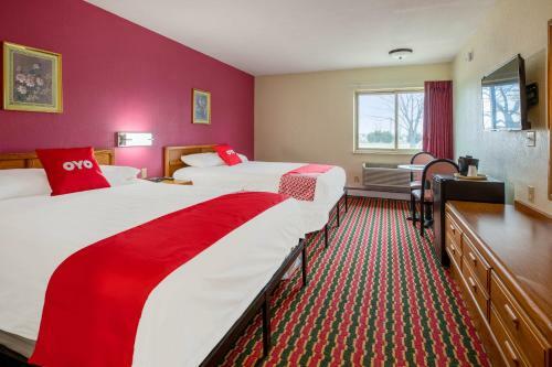 Motel Brass Bell Inn And Suites