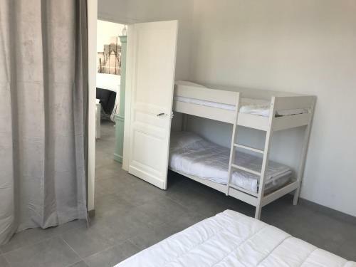 Apartamento Grand Appt T4 � 300m de L?oc�an