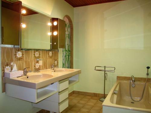 Holiday Home Roitelet