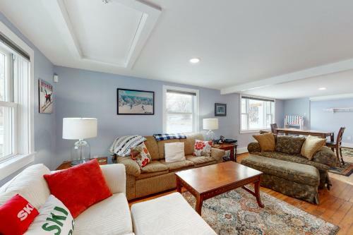 Renovated Family Farmhouse